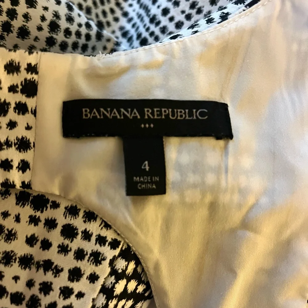FINAL PRICE: Banana Republic Black and White Dotted Dress - Picture 7 of 9